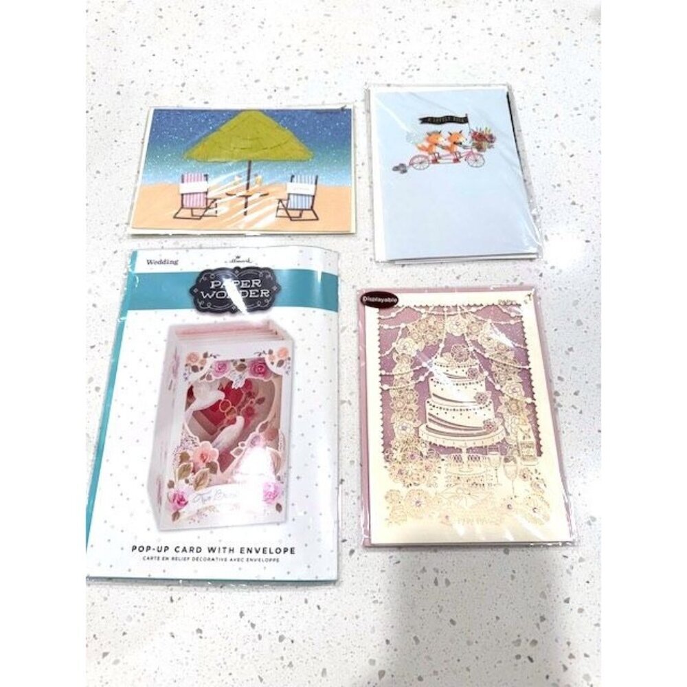 NWT set of 4Wedding & Love-Themed Greeting Cards By Papyrus & Hallmark